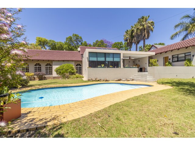  6  Pikkewyn Ave, Randpark Ridge,  Randburg 